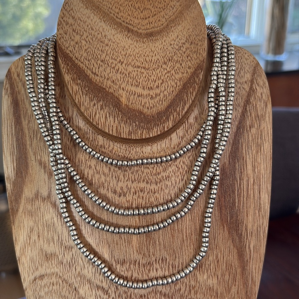 John Hardy Silver Beaded necklace. - Picture 8 of 8